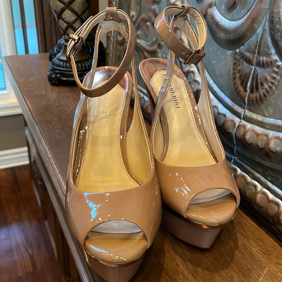 A beautiful work of art - Picture 2 of 5